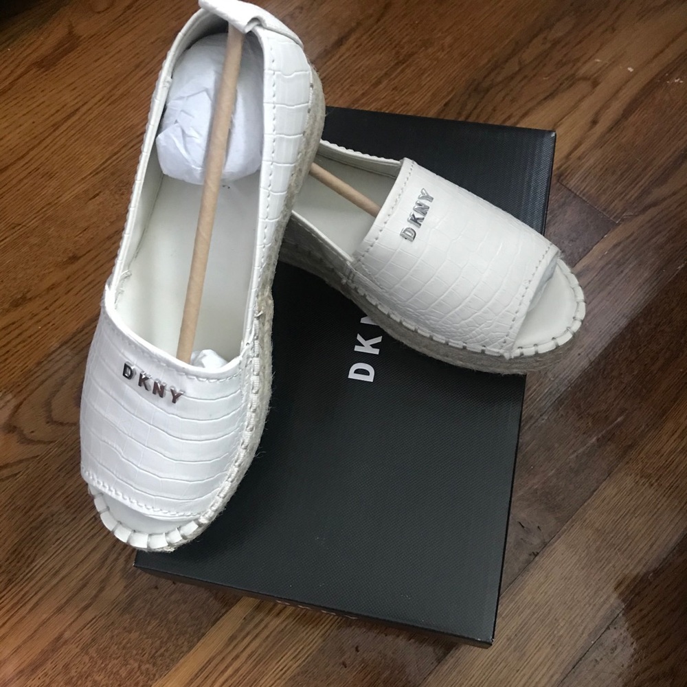 DKNY Mer Peep Toe Espadrilles in Ivory